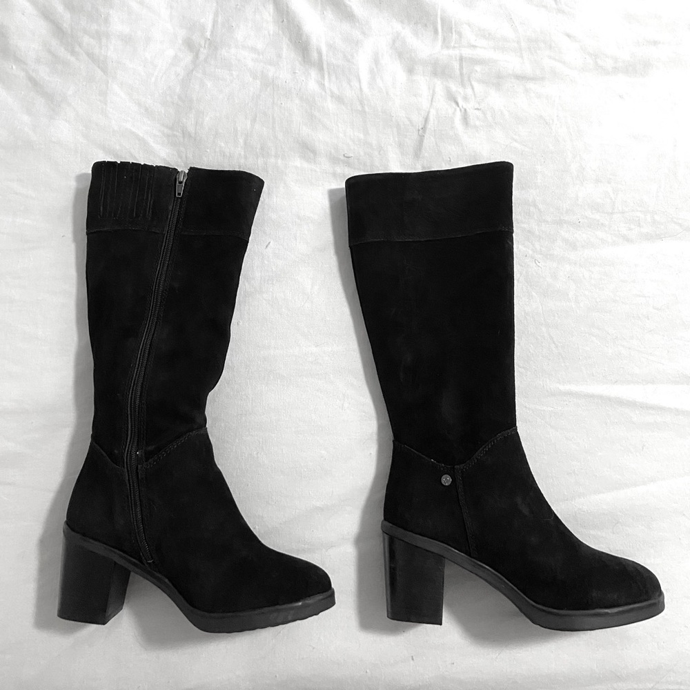 Elegant Black Knee-High Boots